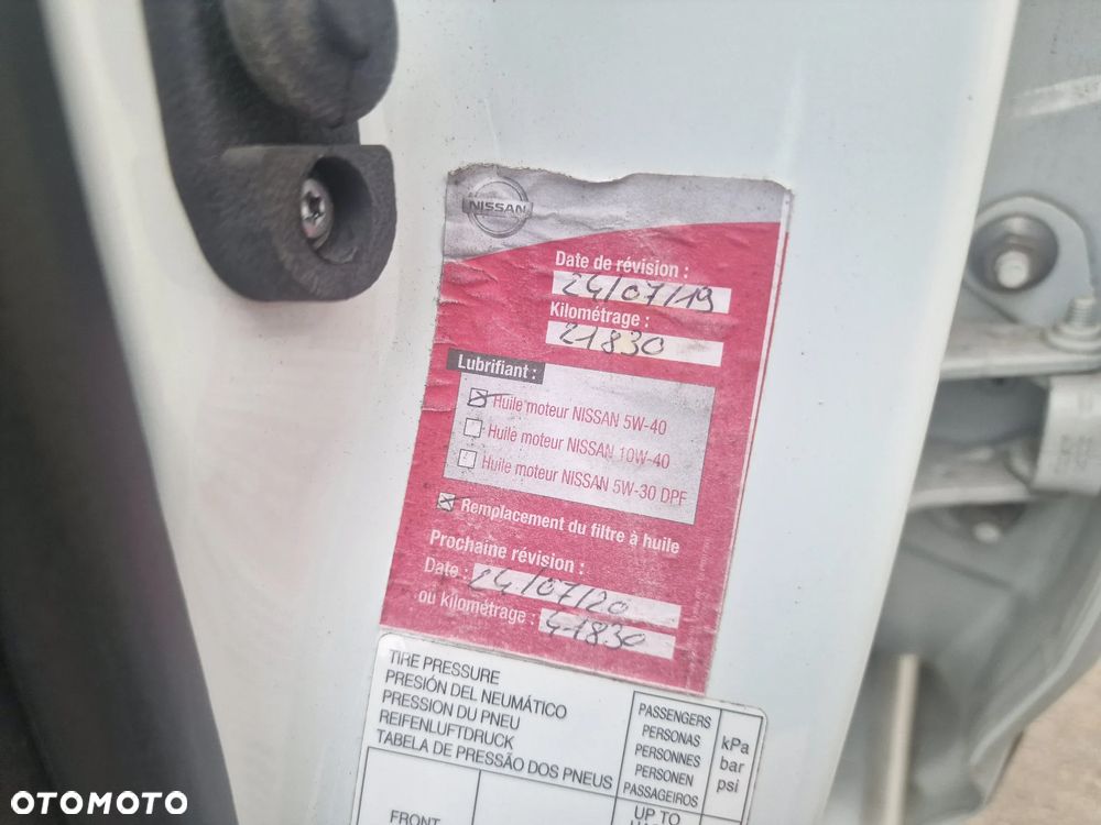 Nissan Micra 1.0 Visia Plus - 26
