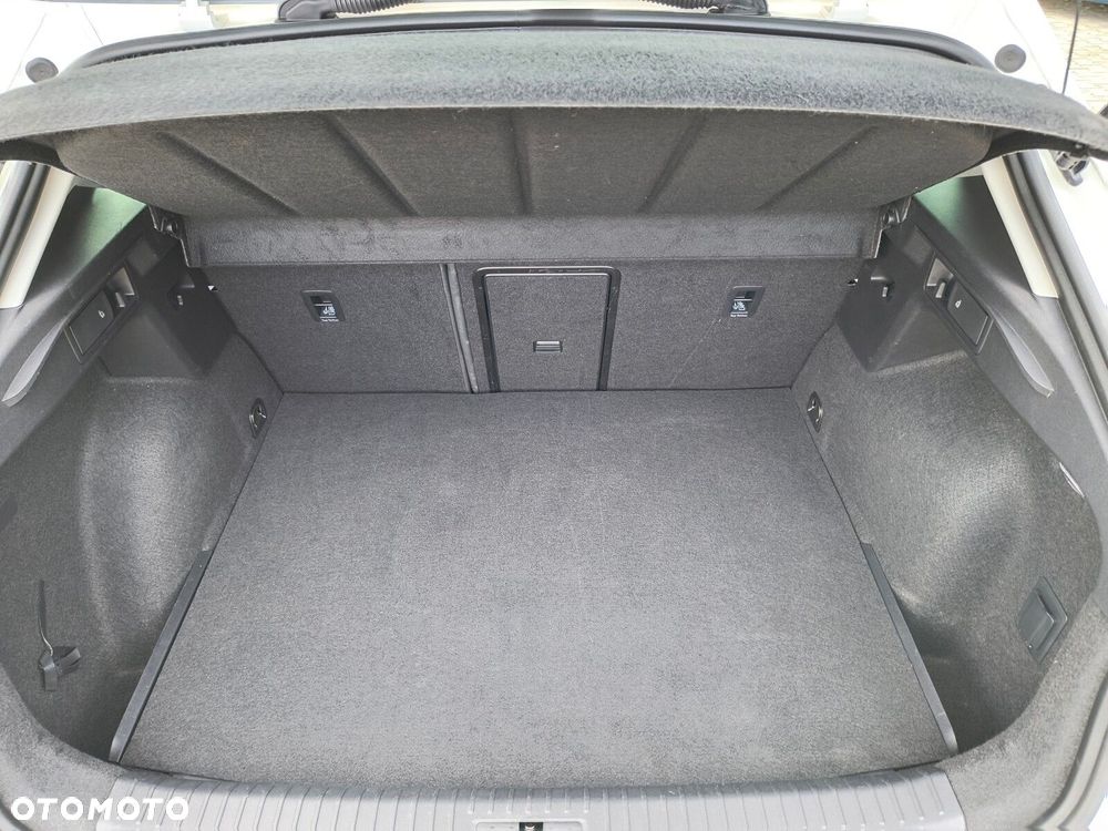 Cupra Formentor 1.4 e-Hybrid DSG - 29