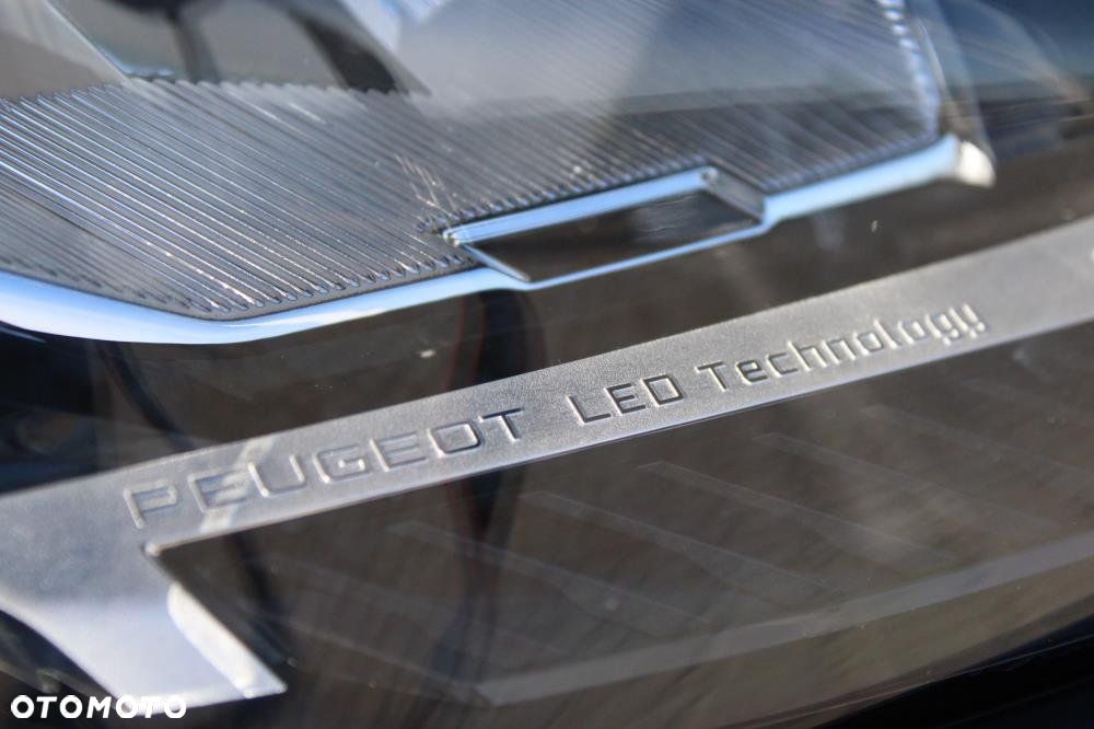 Peugeot 408 - 7