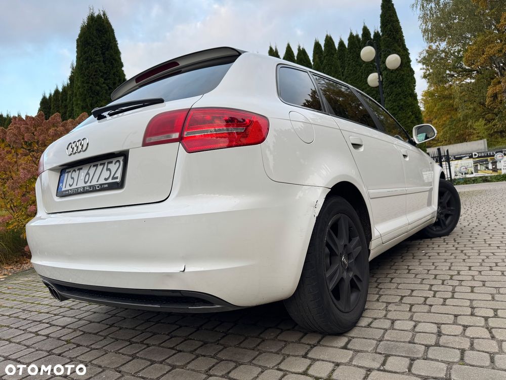 Audi A3 Sportback - 11