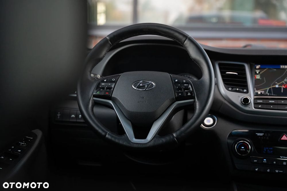 Hyundai Tucson 2.0 CRDI BlueDrive Style 2WD - 28