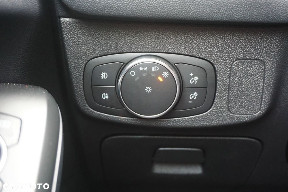 Ford Focus 1.0 EcoBoost Titanium - 16