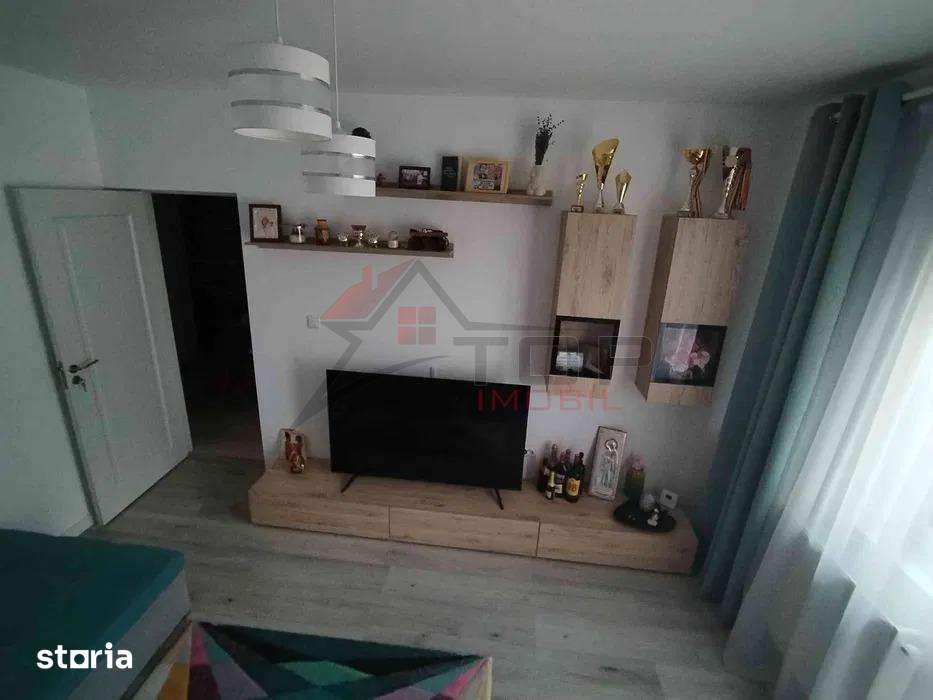 Apartament cu 2 camere decomandat, loc de parcare - Lunca Cetatuii - A - Imagine principală: 2/8