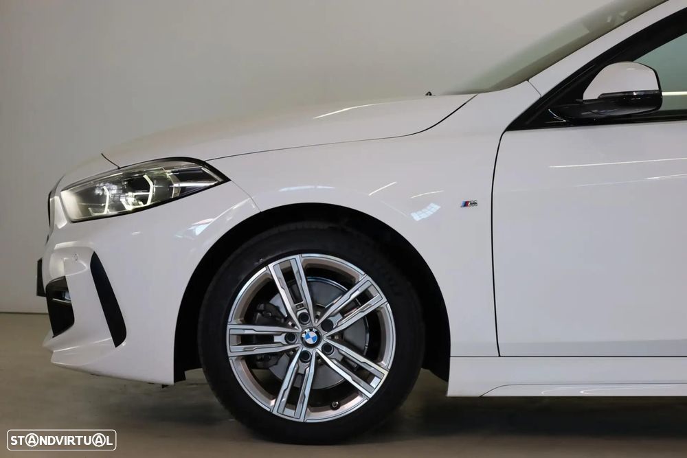BMW 116 d Pack Desportivo M - 13