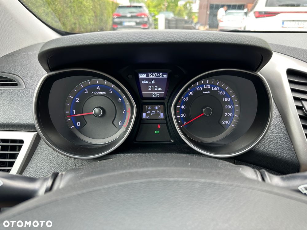 Hyundai i30 Kombi 1.6 GDi DCT Premium - 14