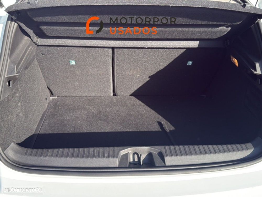 Mitsubishi Colt 1.0 MPI-T Kaiteki — fotografia 6