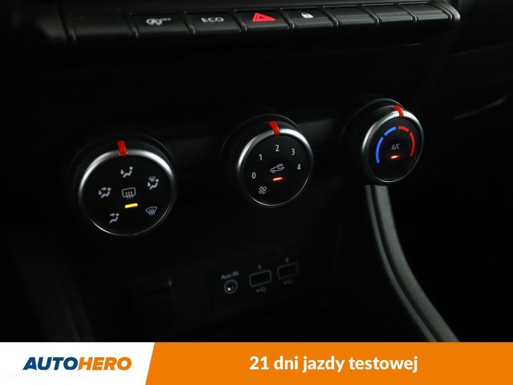 Renault Captur - 24
