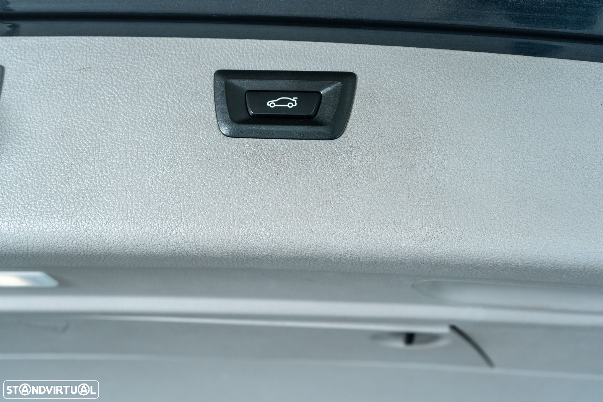 BMW 318 d Touring - 29