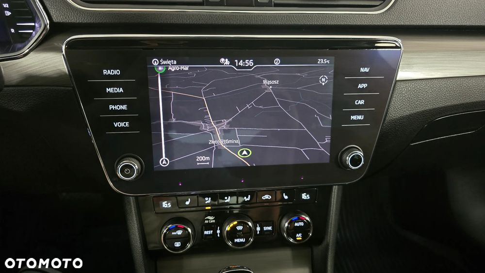 Skoda Superb 2.0 TDI SCR Sportline DSG - 21