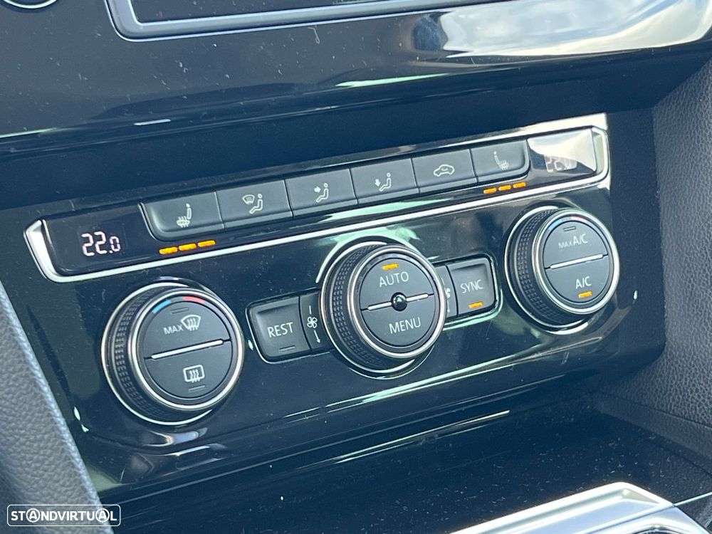 VW Passat 2.0 TDI Highline DSG - 17