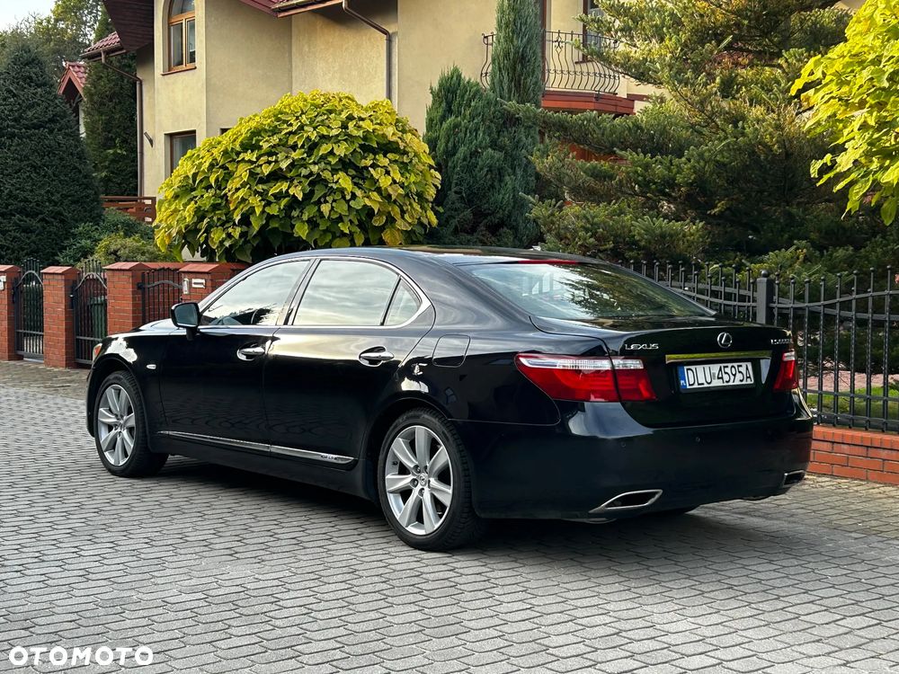 Lexus LS 600h L Prestige - 6