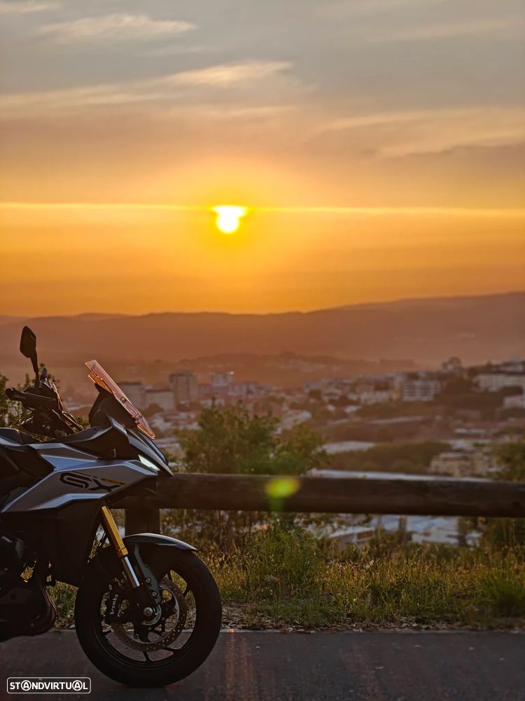 Suzuki GSX - 6