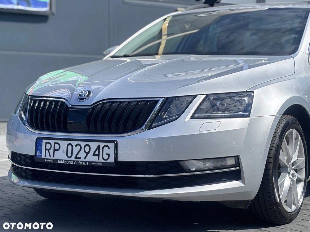 Skoda Octavia 2.0 TDI DSG Style - 19