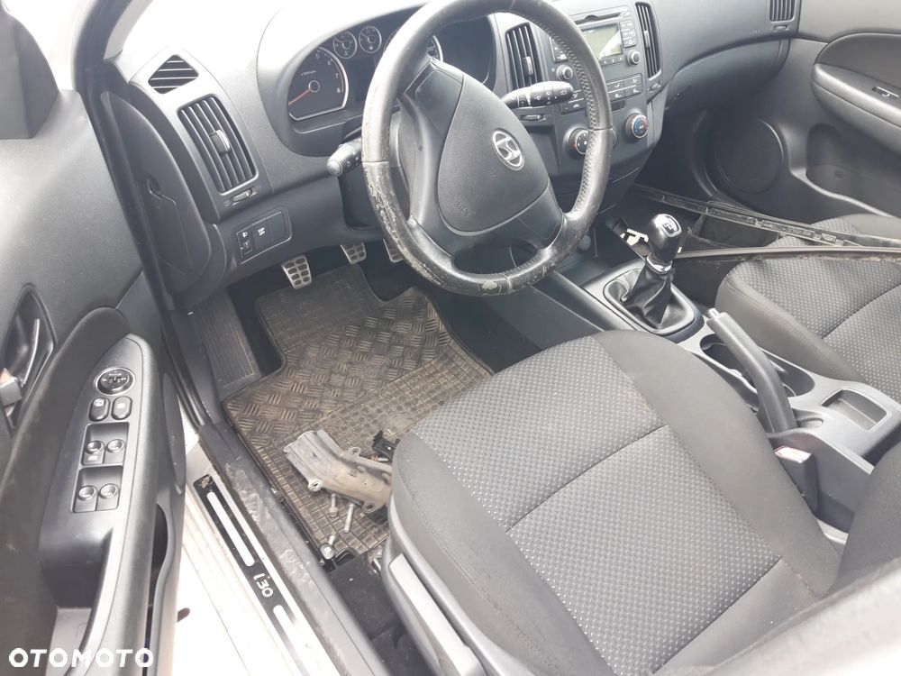 Hyundai i30 1.4 blue Classic - 15