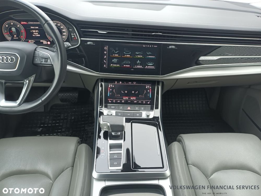 Audi Q7 - 11