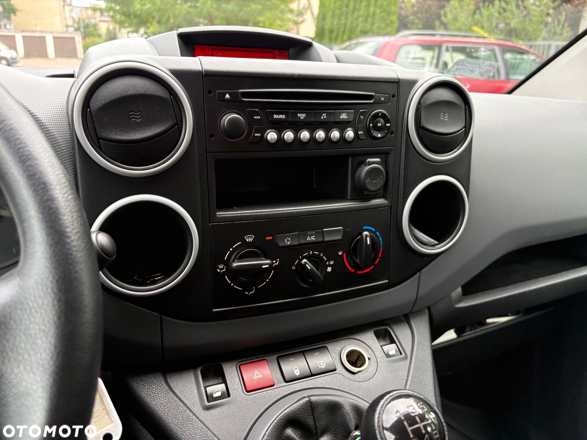 Peugeot PARTNER - 11