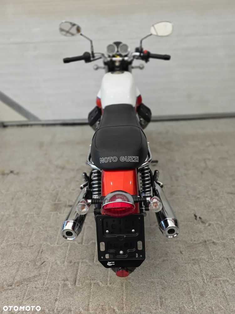 Moto Guzzi V7 - 28