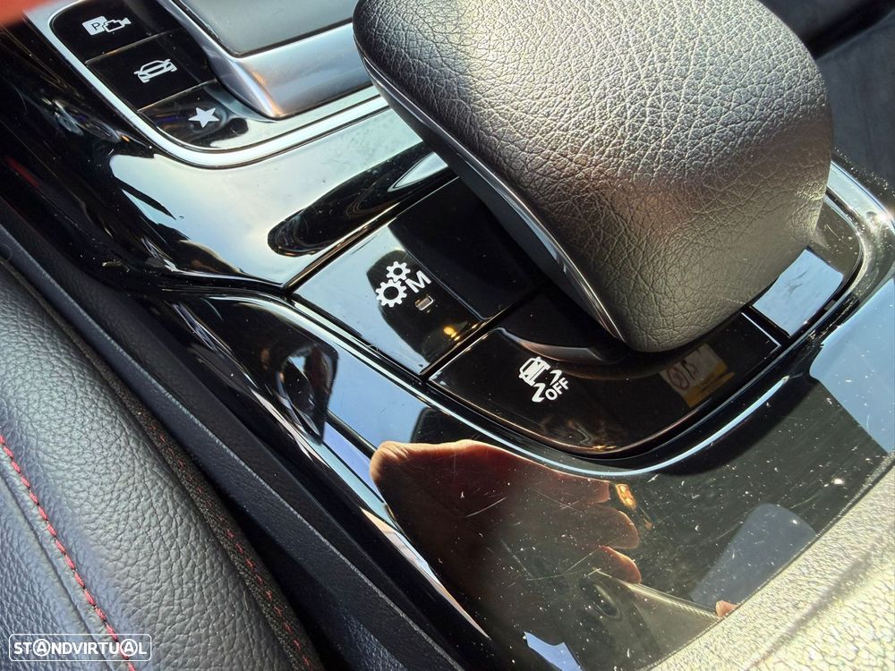 Mercedes-Benz A 35 AMG 4Matic Speedshift DCT 7G - 33