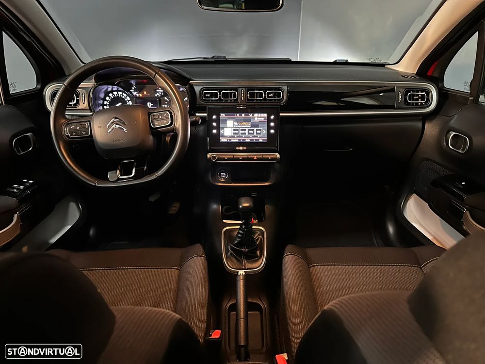 Citroën C3 1.2 PureTech Shine - 10