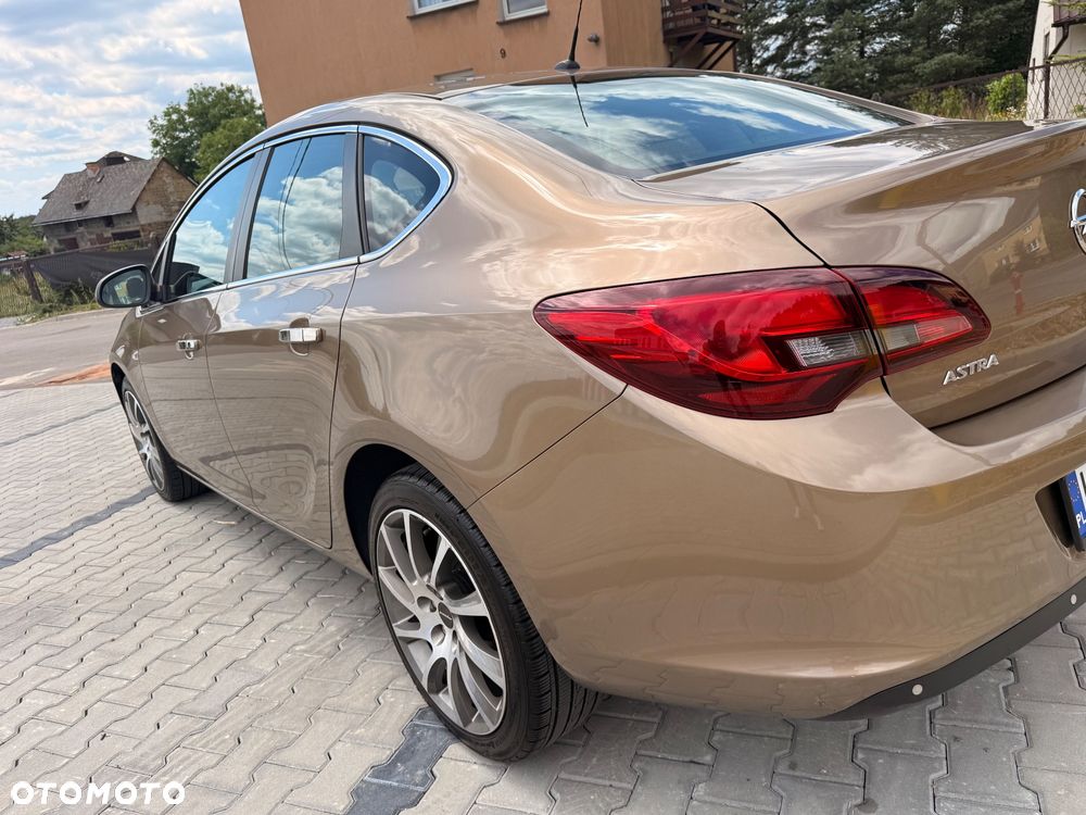 Opel Astra 1.6 Active - 15