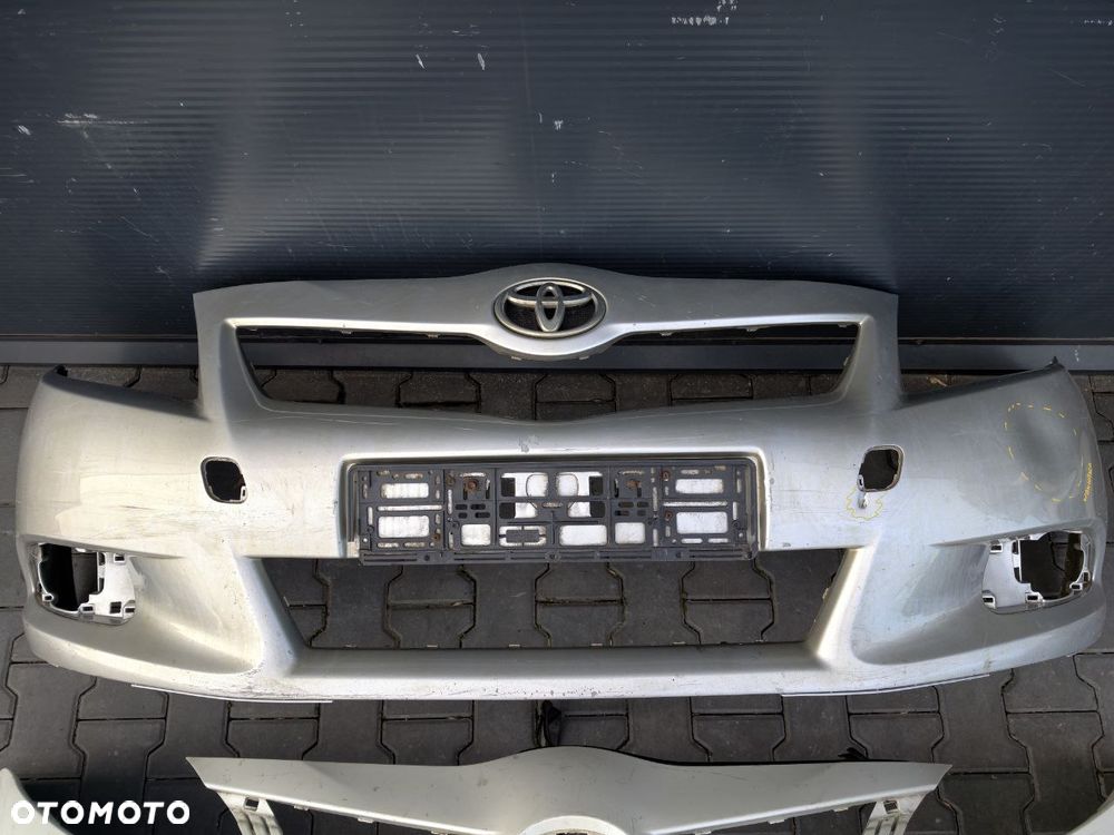 3szt W-wa ZDERZAK PRZÓD TYŁ COROLLA VERSO 09-13r - 3