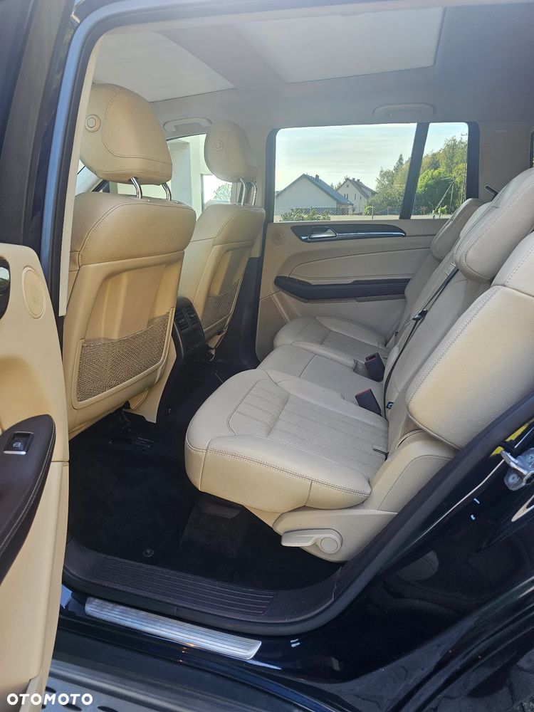 Mercedes-Benz GLS 450 4Matic 9G-TRONIC - 24