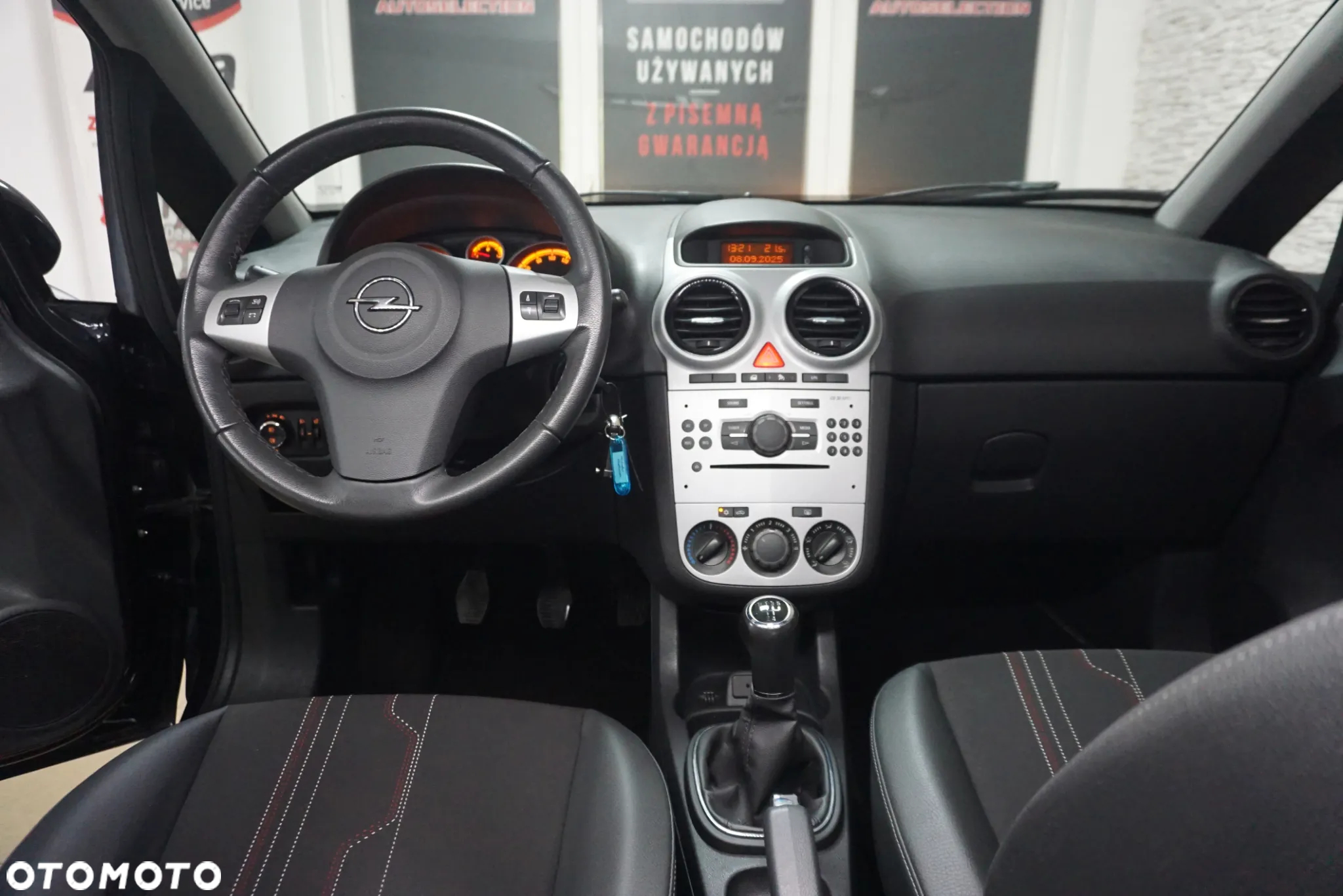 Opel Corsa 1.2 16V Cosmo S&S - 13