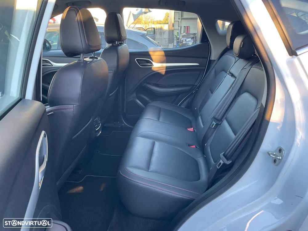 MG ZS Maximal Luxury - 28