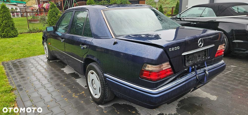 Mercedes-Benz Klasa E - 3