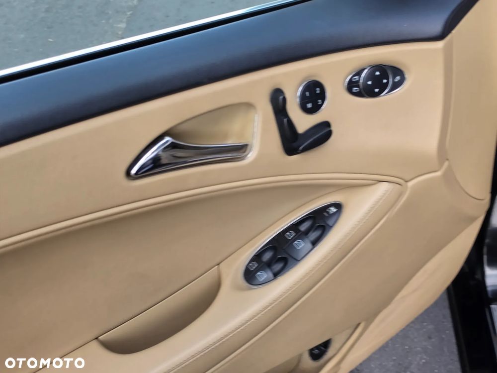 Mercedes-Benz CLS 320 CDI 7G-TRONIC - 23