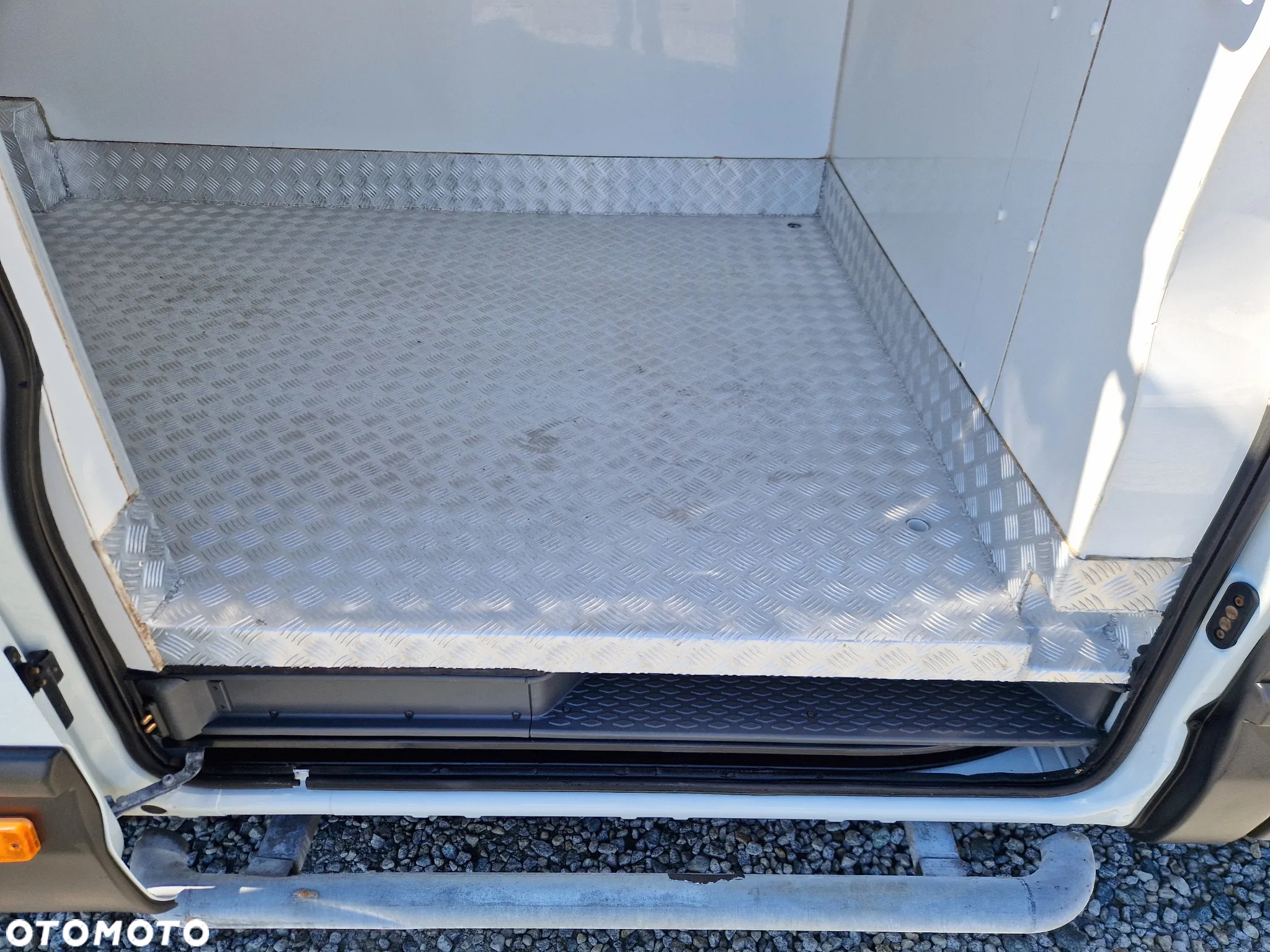 Iveco 35S15 2,3 HPI 150 KONNY MAX MAXI CHŁODNIA THERMO KING V 300 MAX 133T/KM PRZEBIEGU GWARANCJA KAMERA - 26