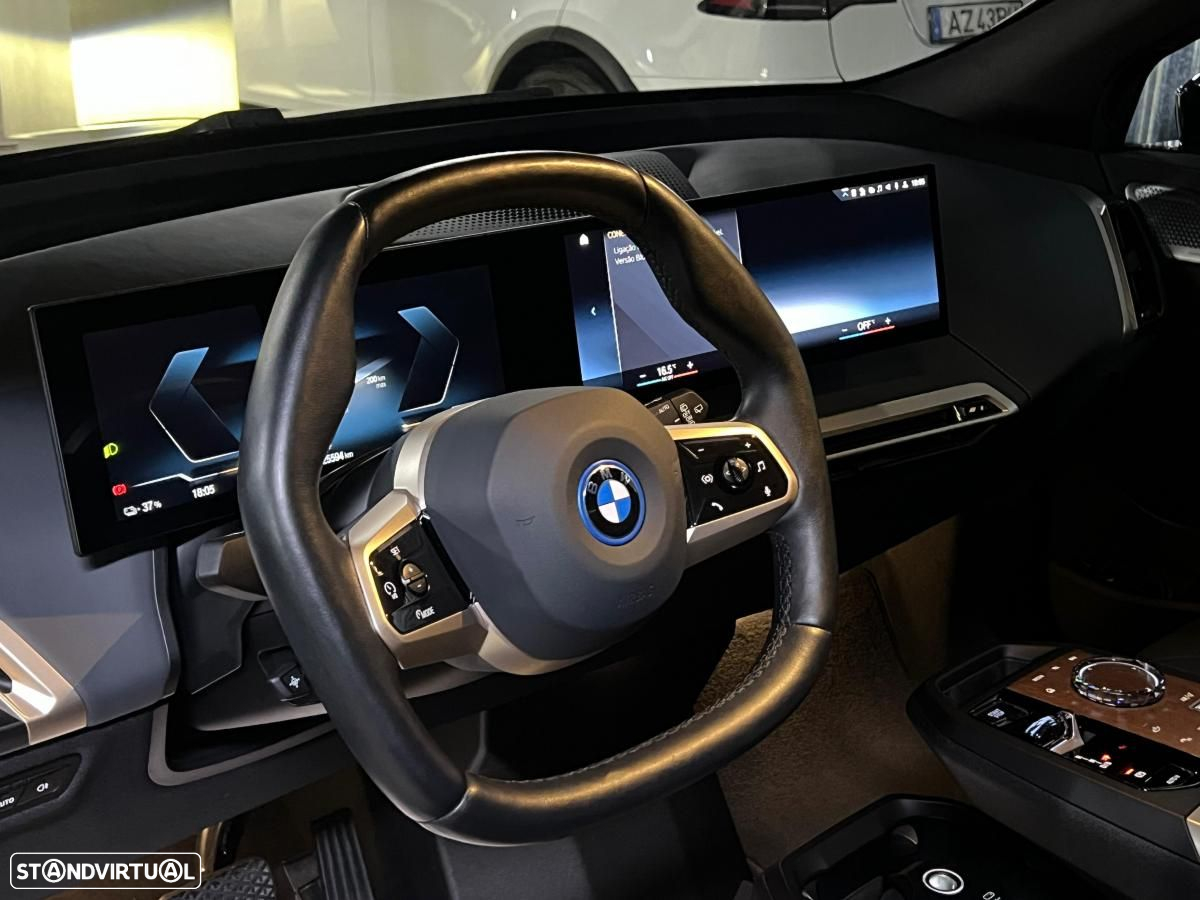 BMW iX M60 - 29