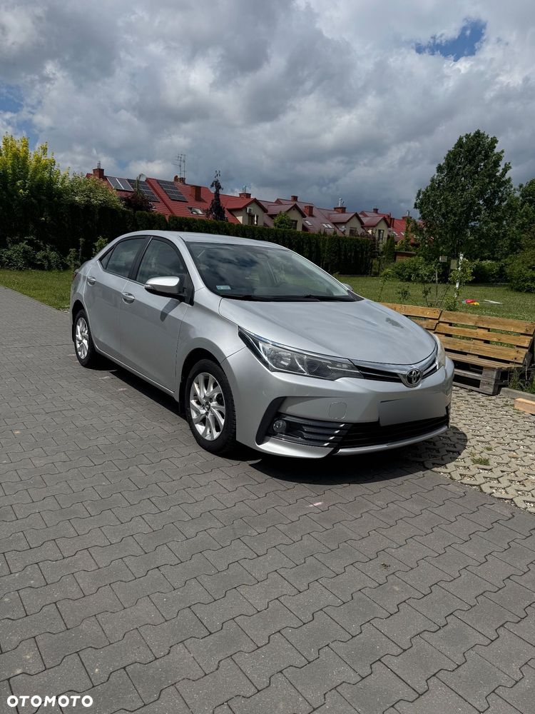 Toyota Corolla 1.6 Comfort - 1