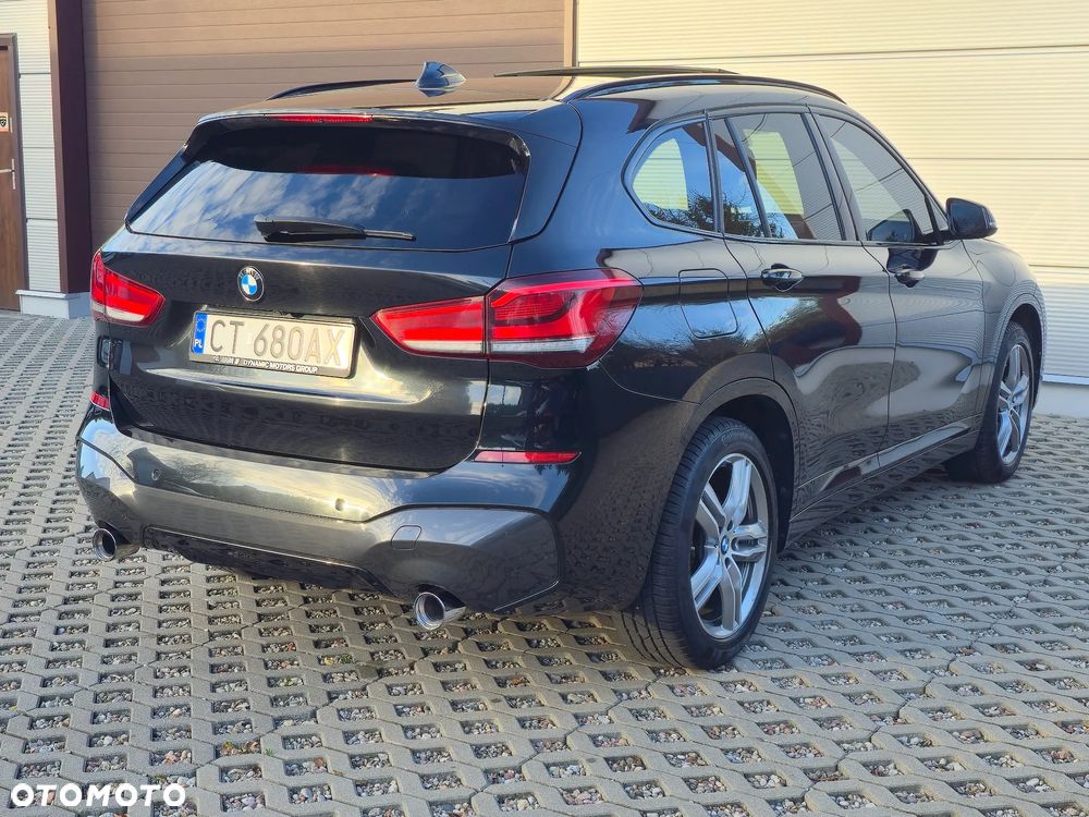 BMW X1 xDrive25i M Sport - 5