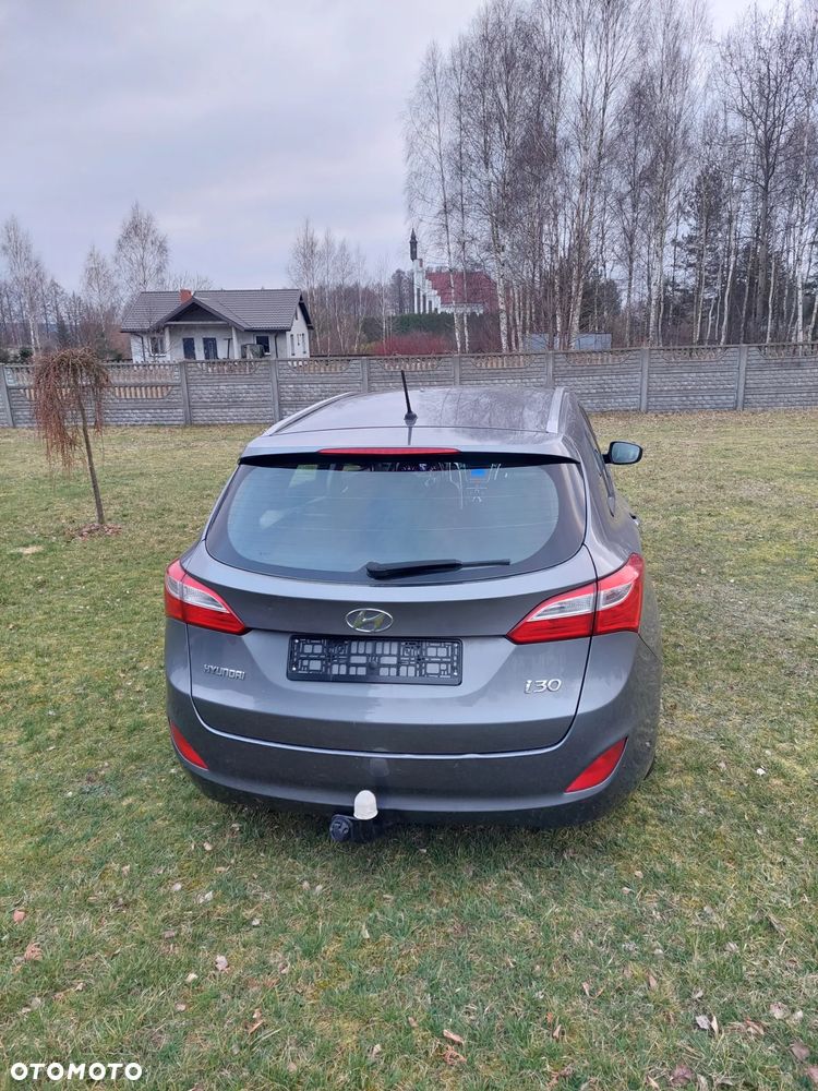 Hyundai i30 1.6 CRDI Trend - 4