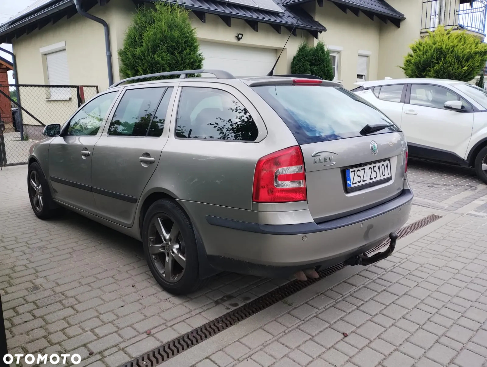 Skoda Octavia 2.0 TDI DSG Laurin & Klement - 6