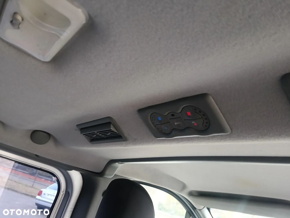 Renault Trafic Passenger Pack Clim - 19