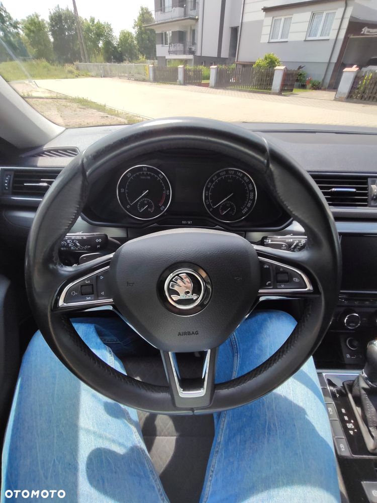 Skoda Superb 2.0 TDI 4x4 Style DSG - 14
