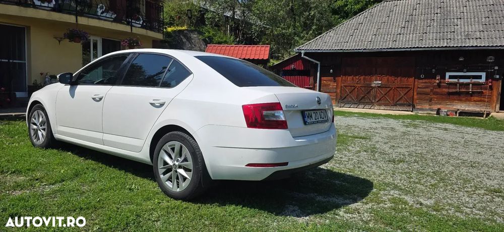Skoda Octavia 1.6 TDI Ambition - 3