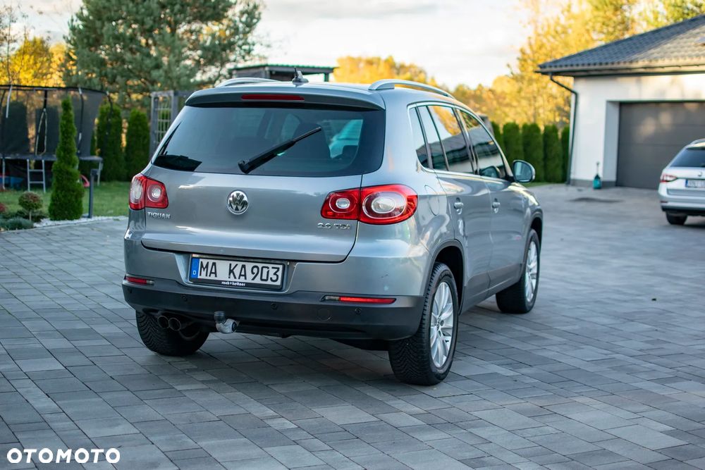 Volkswagen Tiguan - 27