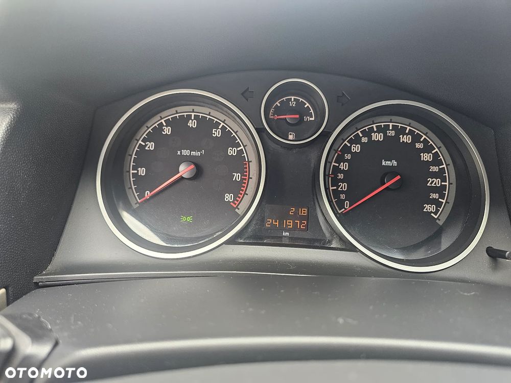 Opel Astra 1.6 Selection 110 Jahre - 18