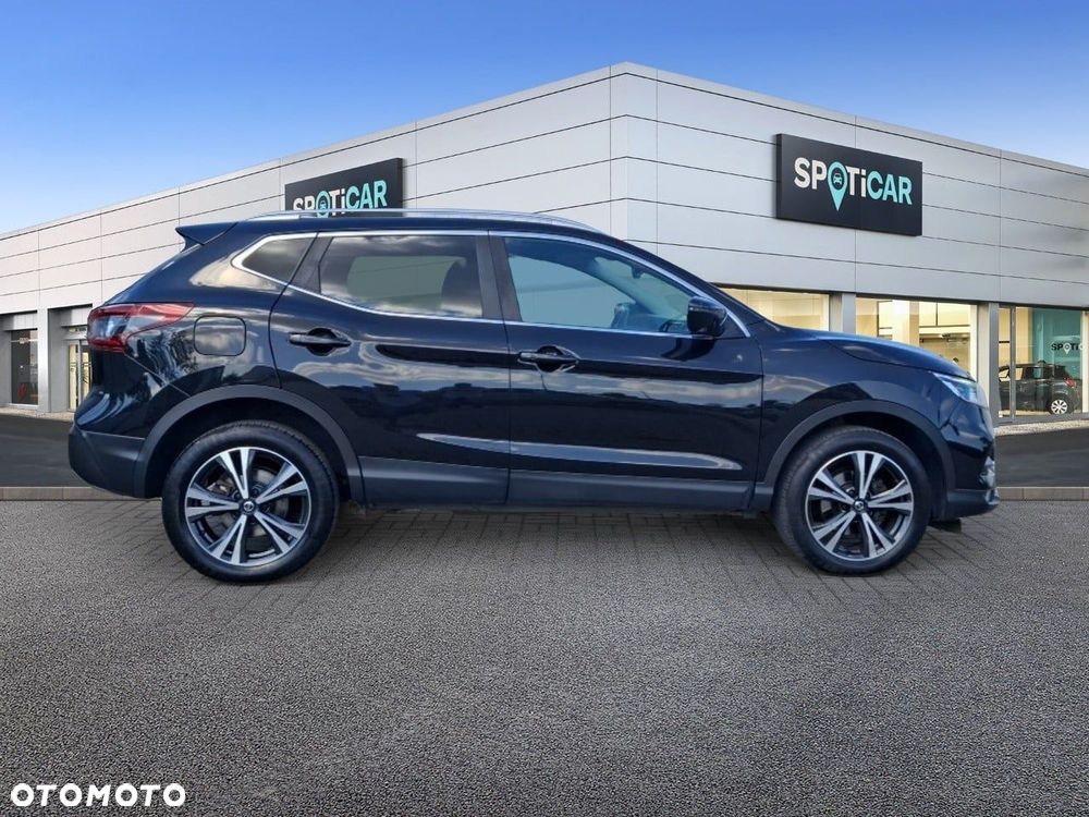 Nissan Qashqai 1.3 DIG-T N-Connecta DCT - 4