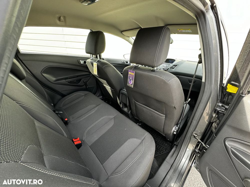 Ford Fiesta 1.0 EcoBoost Powershift Titanium - 7