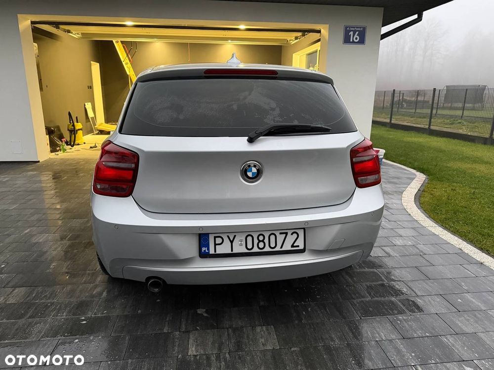 BMW Seria 1 116d Sport Line - 8