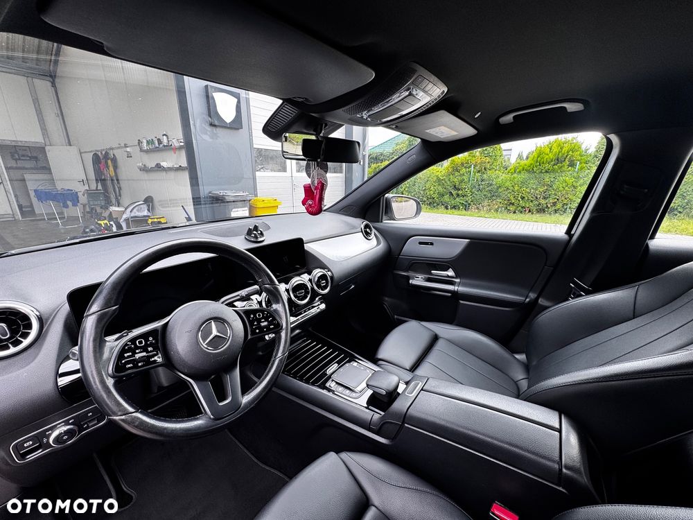 Mercedes-Benz GLA 200 Style - 8