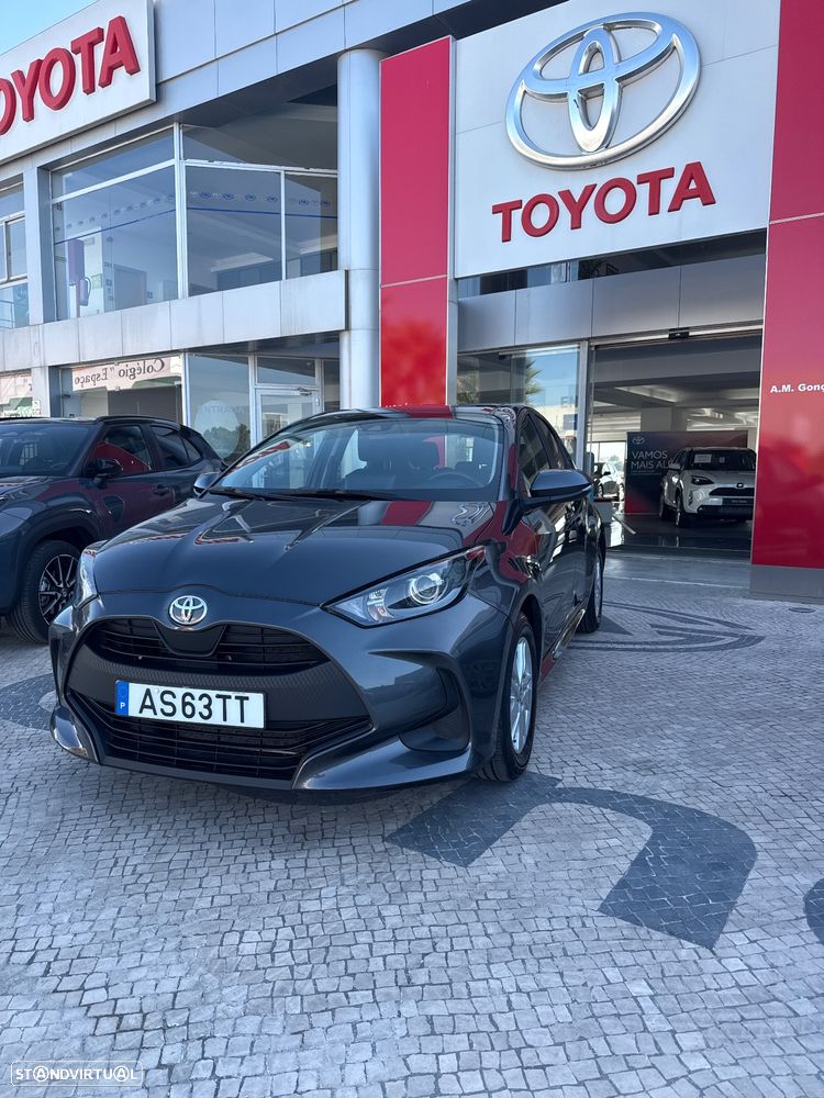 Toyota Yaris 1.0 VVT-i Comfort Plus - 2