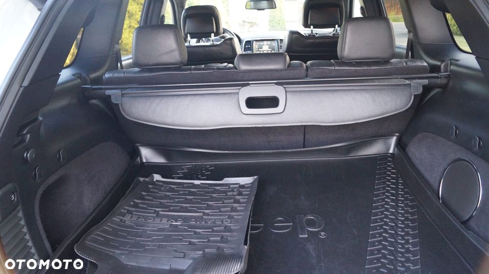 Jeep Grand Cherokee 3.0 CRD Summit - 32
