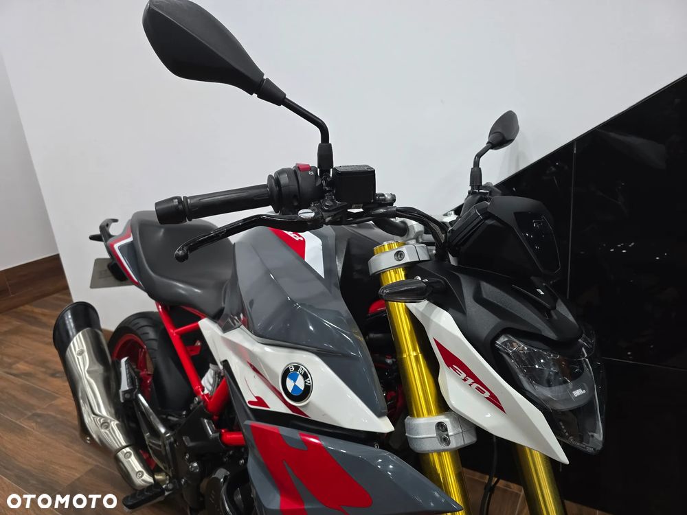 BMW G - 8