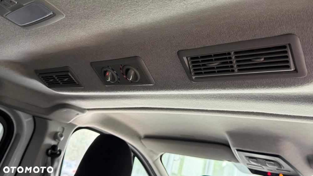 Renault Trafic - 17