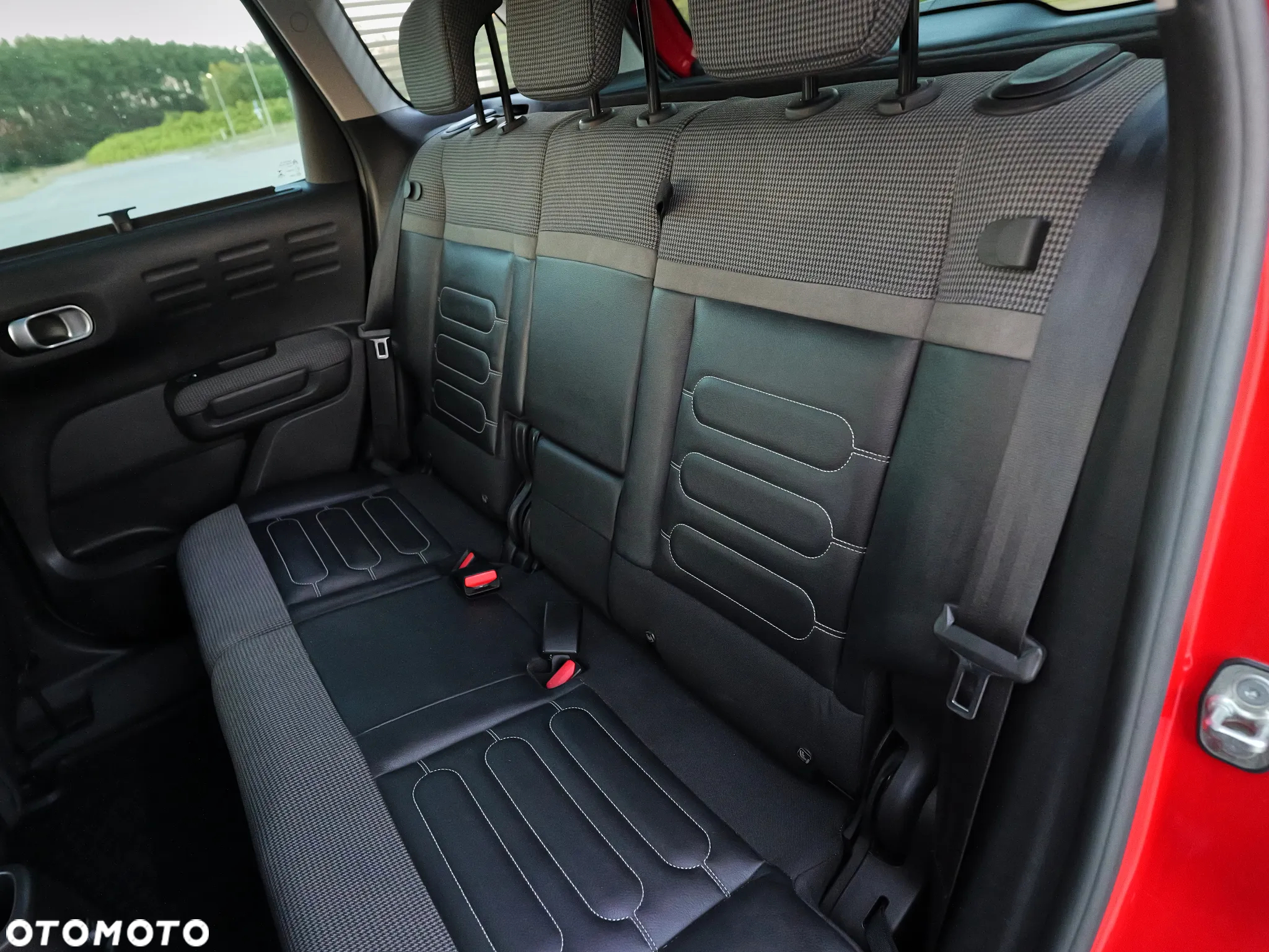 Citroën C3 Aircross PureTech 130 Stop & Start Shine - 32